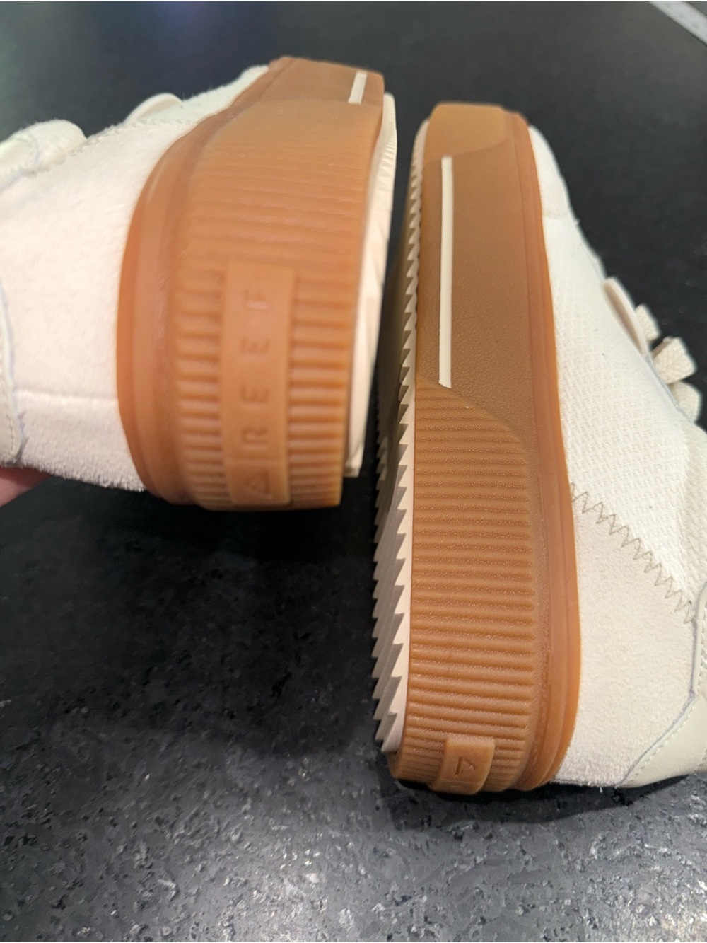 NEW REEF Lay Day Seas Leather Sneakers VINTAGE WHITE CREAM GENUINE LEATHER SZ 9 - Picture 13 of 15